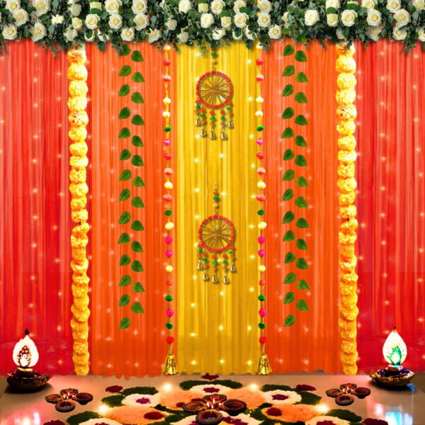 Crisp Festive Decoration Set